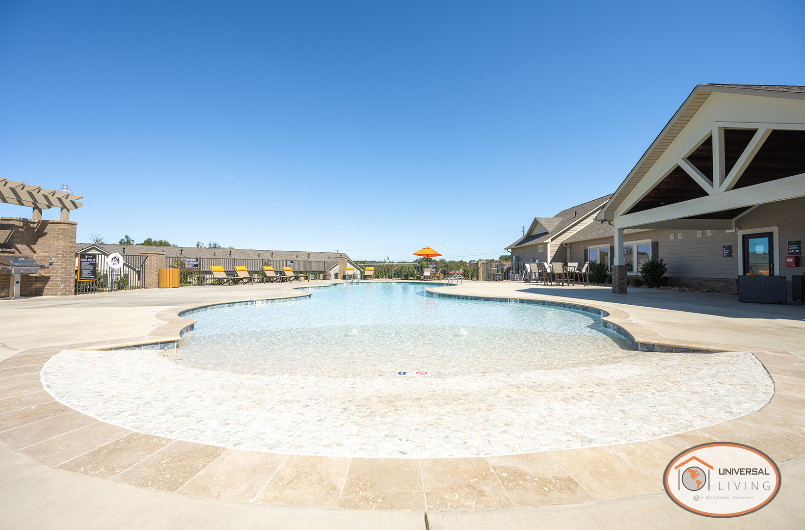 Universal at Town Creek Lenoir City, Tennessee Universal Development & Construction